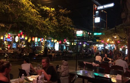 restaurant-Khaosan-Road-Phra