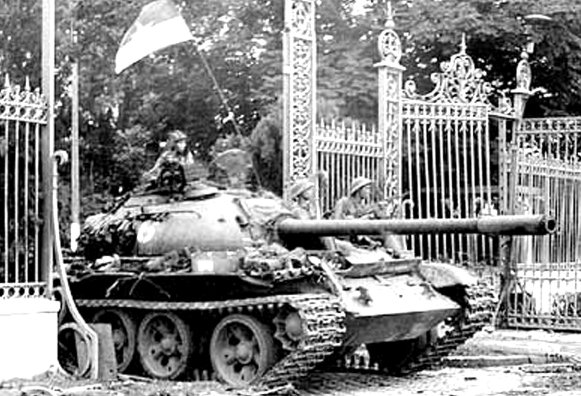 tank-palais-reunification-saigon