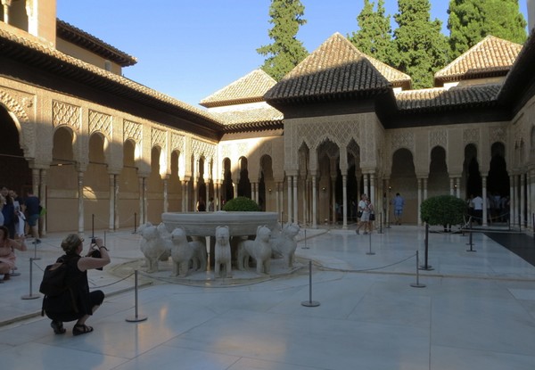 palais-des-lions-alhambra