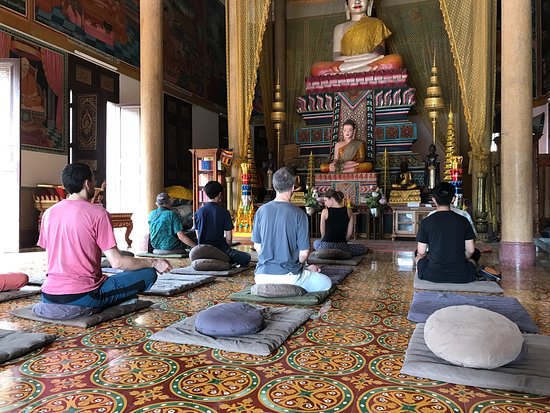 meditation-wat-langka-cambodge-phnom-penh