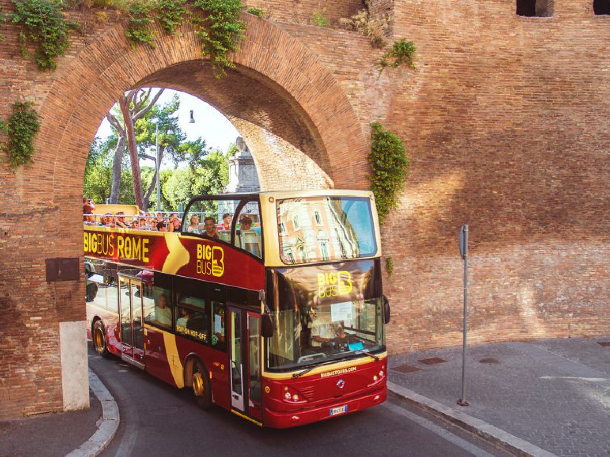 Rome-circuit-touristique-bus