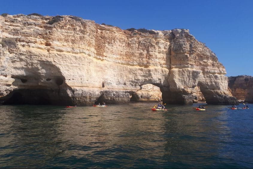 kayak-cave-benagil-information